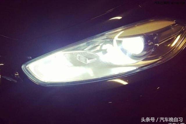 前大灯太暗如何解决,升级原厂高配大灯可以年检吗