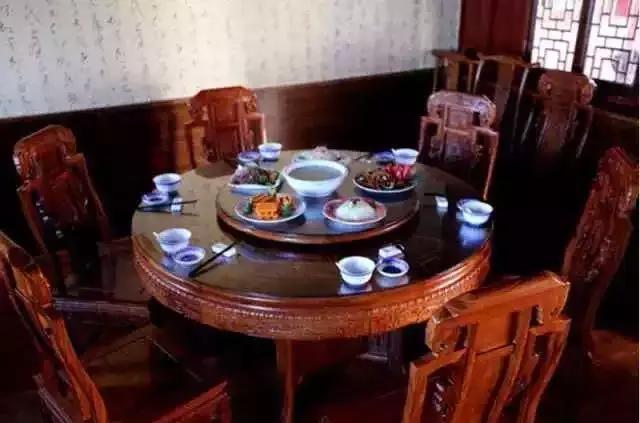 华山住宿山上过夜攻略,华山徒步上山住宿攻略