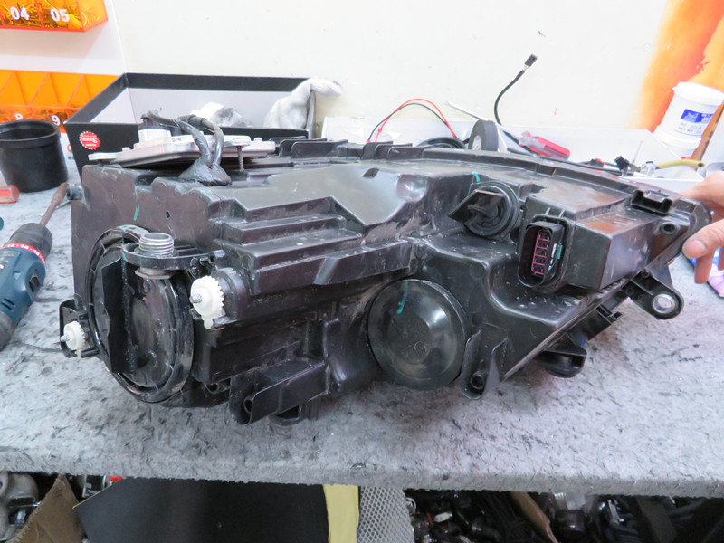 深圳改装欧司朗大灯,深圳速腾大灯改装