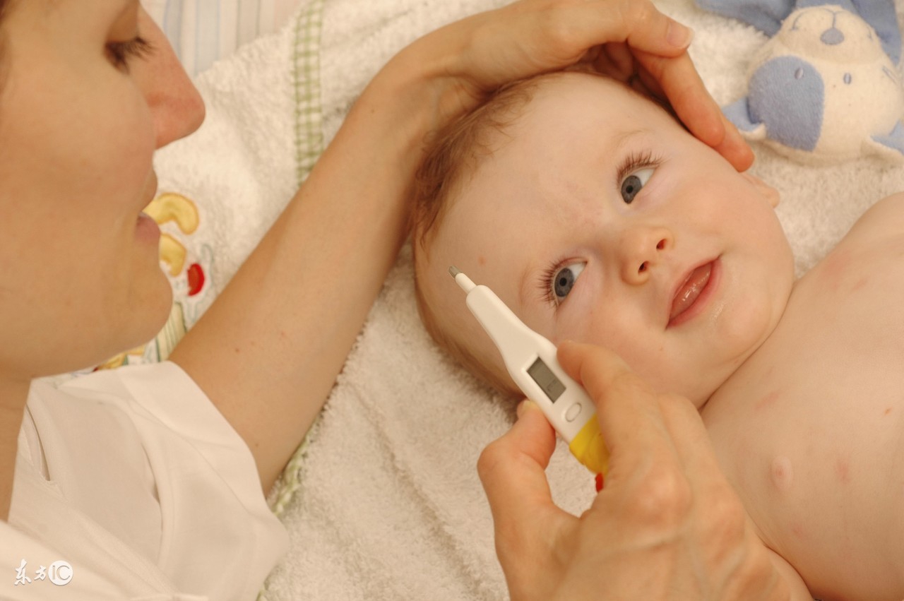 儿童半夜发烧39.5度睡着了要紧吗,小孩发烧39.5以上快速退烧小妙招
