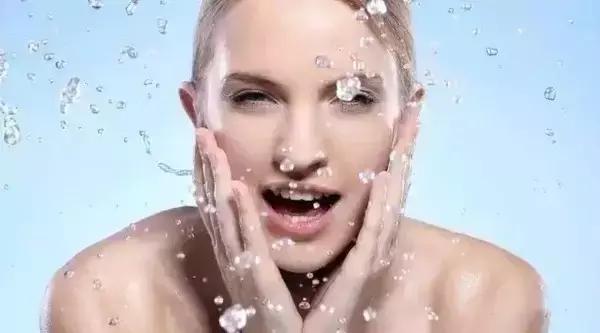 日常素颜的正确顺序,素颜其中的辛酸苦辣只有自己知道