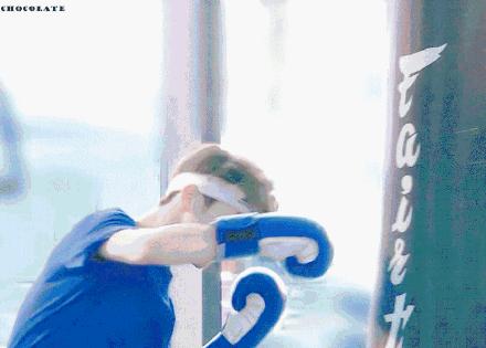 鹿晗踢足球什么水平啊,鹿晗踢球到底有多厉害