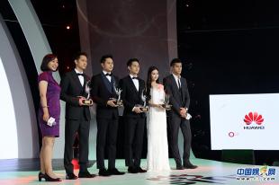 中国超模明星足球队视频,中国超模综艺走秀