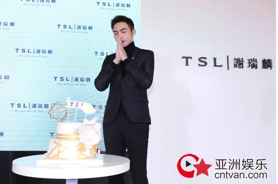 謝瑞麟“非凡工艺，潮流演绎”全国巡展郑州站闪耀启航