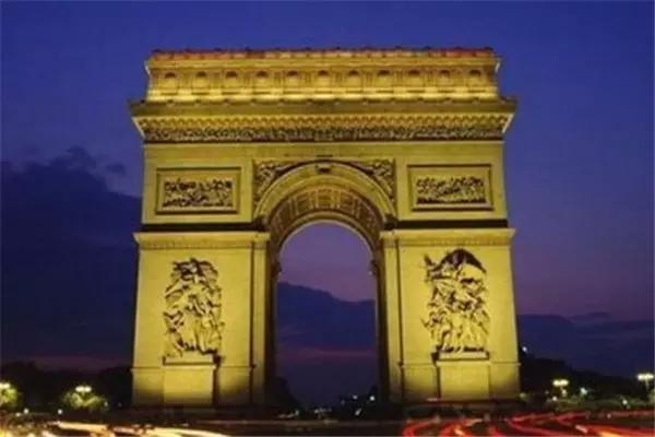 出境旅游需要身份证,出国游玩身份证办理