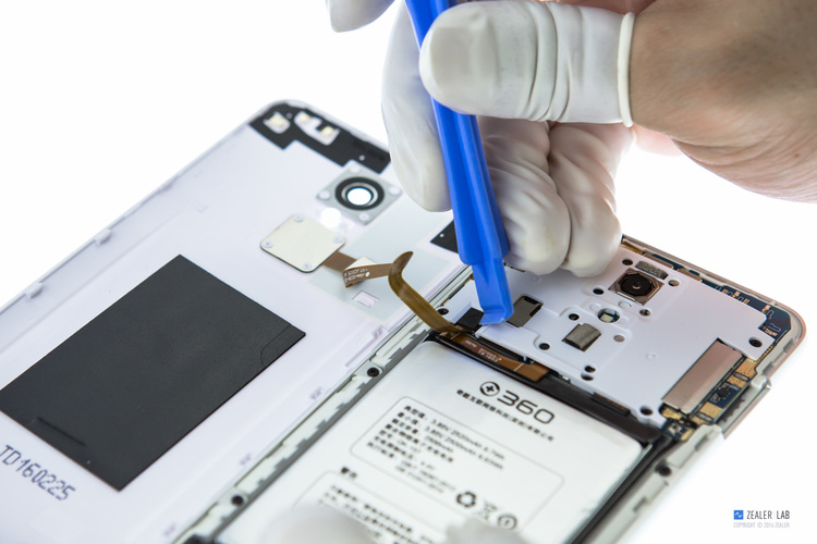 拆解360拇指相机,360f4手机