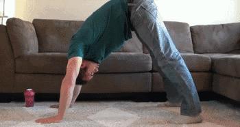 维维足球盘带训练,5分钟热身跑前后动态热身与拉伸