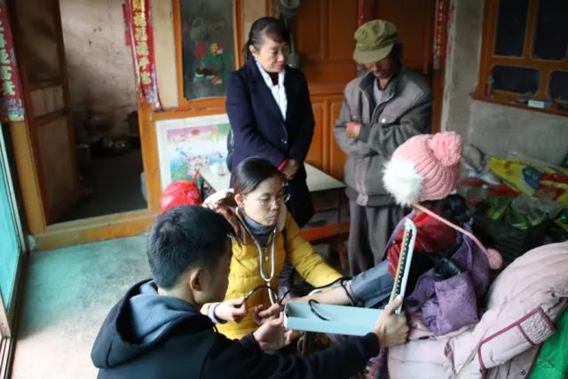 健康扶贫为精准脱贫提供健康保障,乡镇卫生院健康扶贫的具体措施