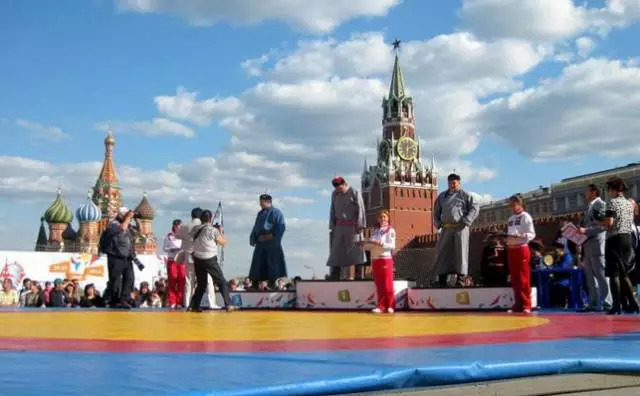 蒙古摔跤有多猛,蒙古摔跤的真实视频