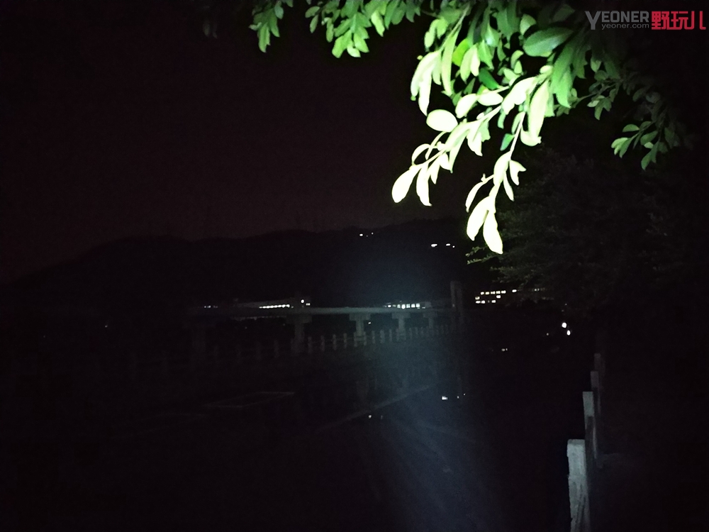 奈特科尔mh12v2和mh12se哪款好,奈特科尔mh10v2和mh12v2