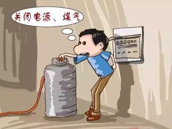 学校发生火灾怎么办,发生火灾时小朋友们应该怎么办