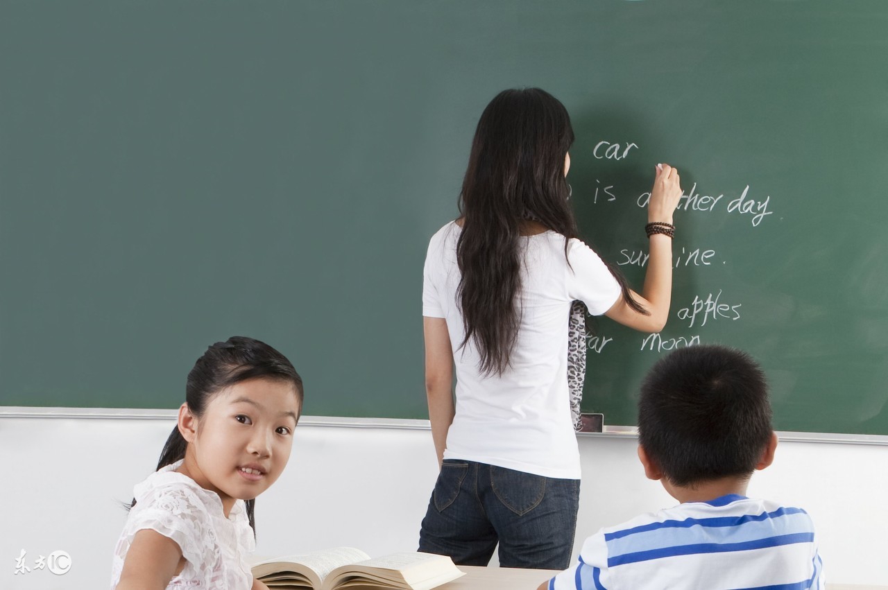 小学生如何教育叛逆期孩子,小学叛逆期的孩子如何教育