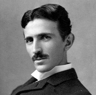 爱迪生真的是第一个发明灯泡的吗,发明家爱迪生发明灯泡失败了几次