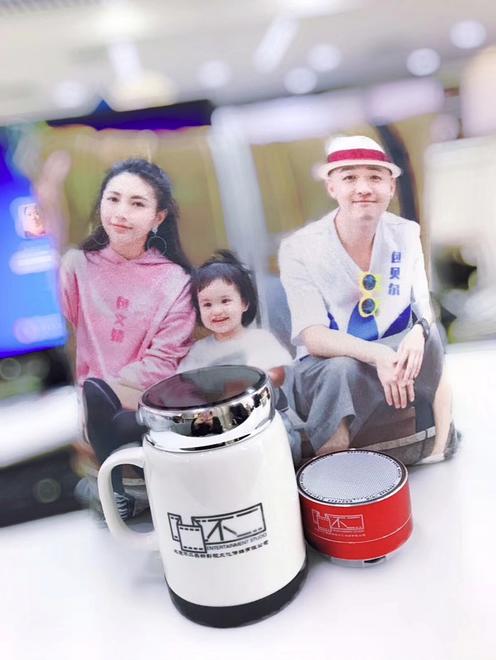 明星送谢娜礼物,明星送祝福关晓彤