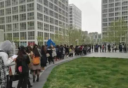 一点点奶茶店加盟条件,一点点奶茶加盟官网和电话是多少