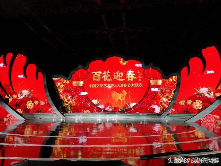 2018中国文联春晚王源,百花迎春2019文联春晚王源