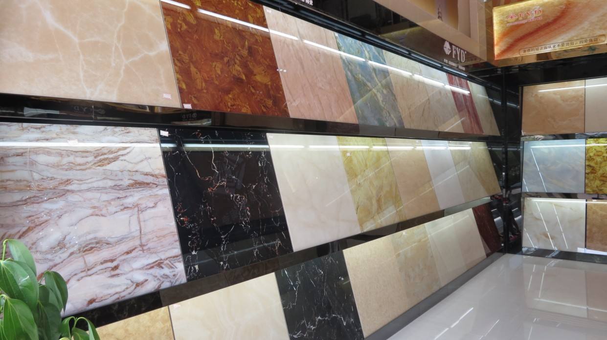 贴瓷砖的4大血泪教训,瓷砖贴不好是砖问题还是手艺问题