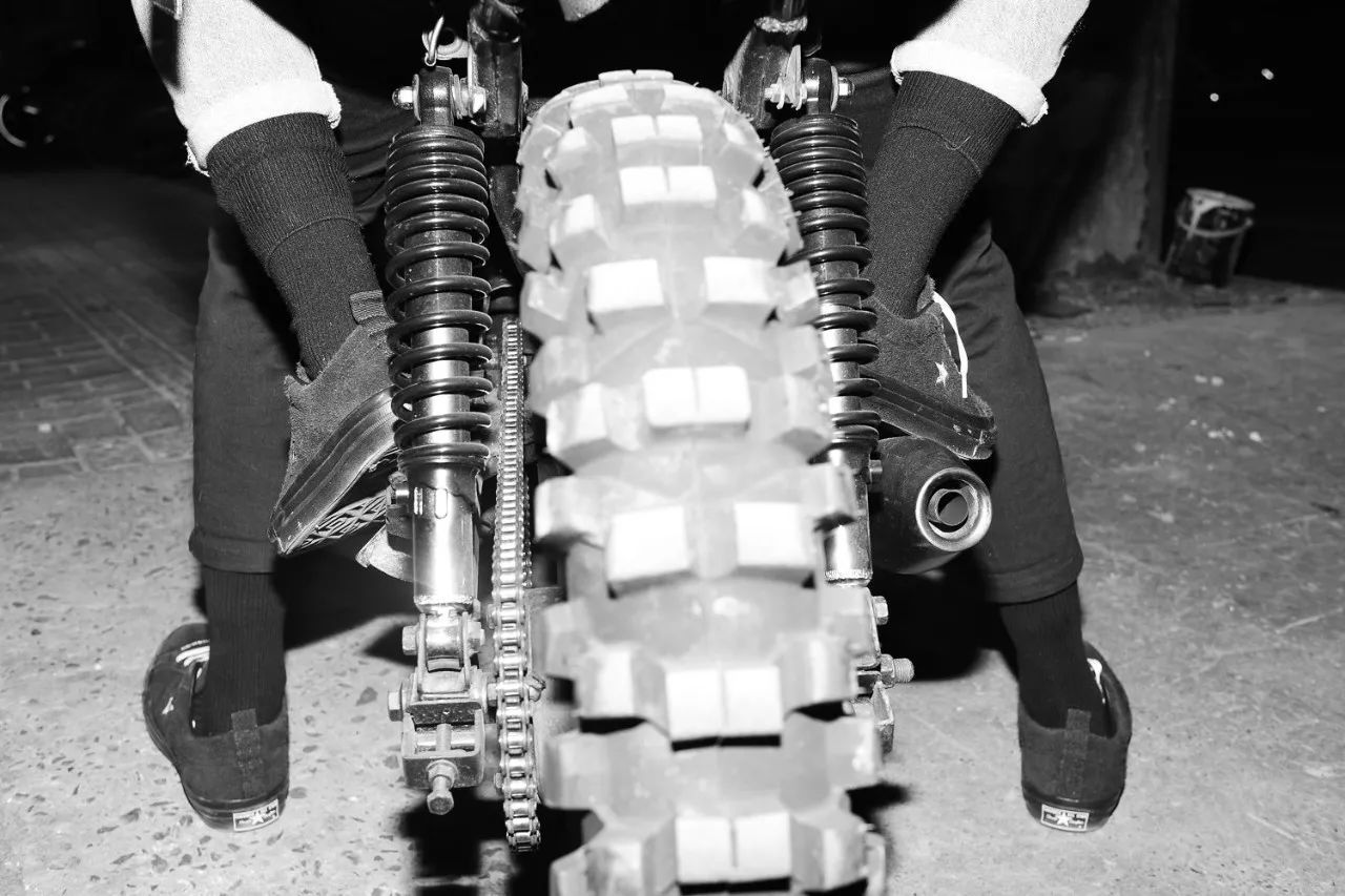 匡威余文乐联名madness尺码,余文乐madnessx匡威