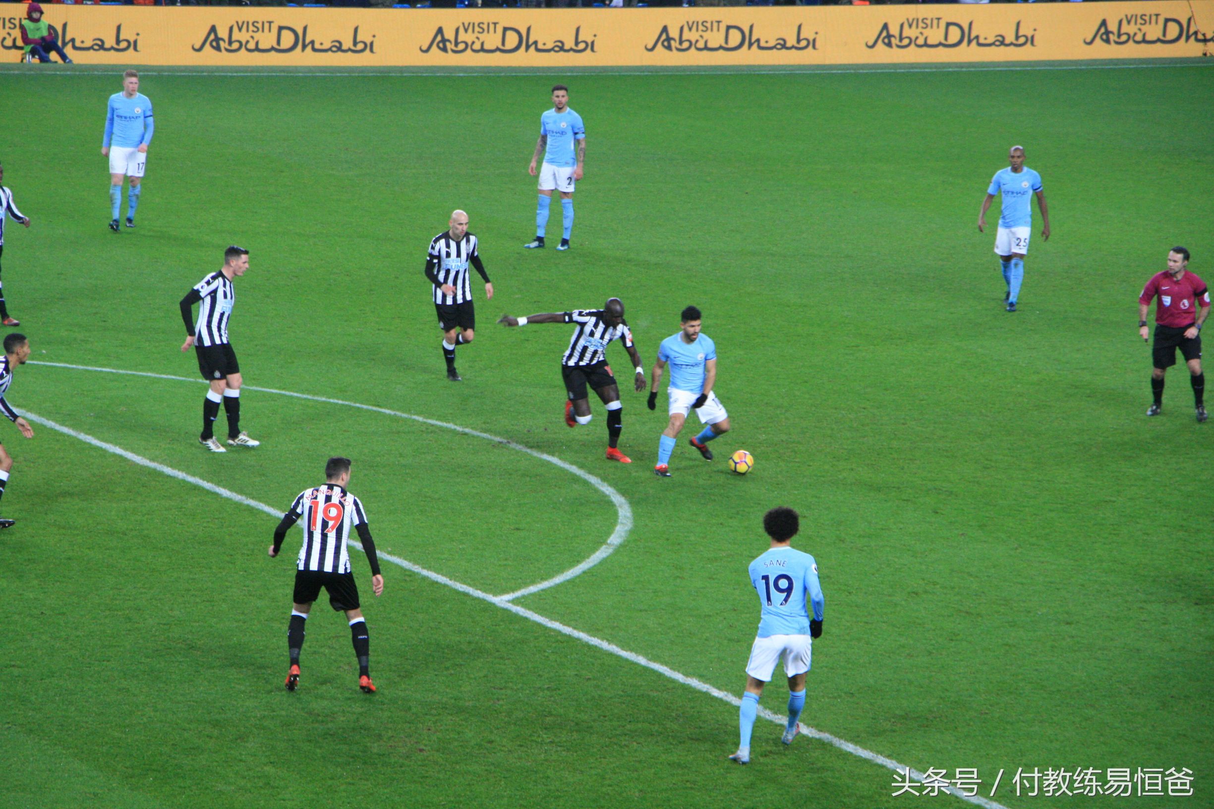 英超曼城伊蒂哈德球场开放,曼城主场伊蒂哈德