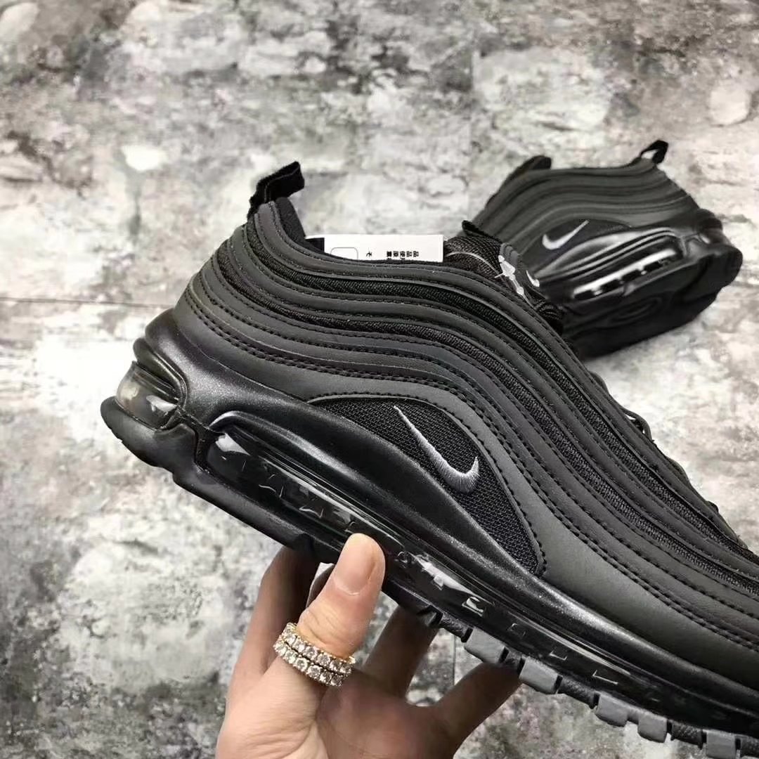 nikeairmaxzephyr评测,nikeairmax97经典新款纯原子弹头