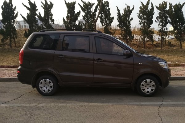 东风风光330dk15是铝制发动机吗,东风风光330Dk1.5发动机