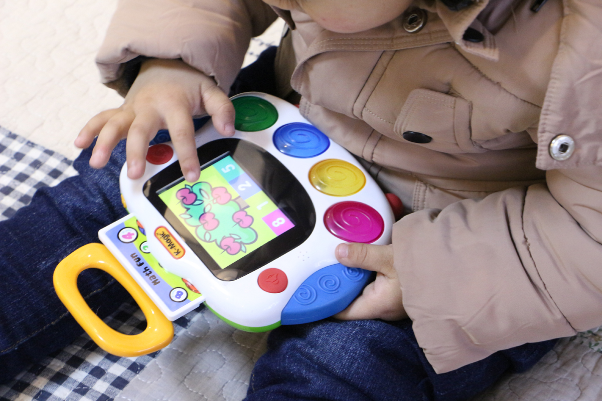 不知道怎么陪2岁宝宝玩,不知道怎么陪七个月宝宝玩