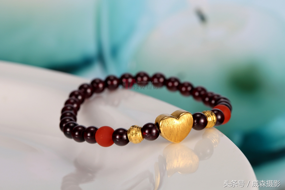 珠宝摄影之中的玉器拍摄技巧,如何给珠宝翡翠拍照