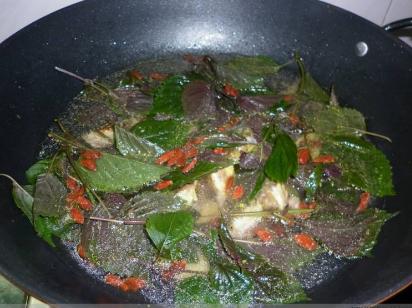 农村河里的这些小野味，你吃过吗？个个是绝品，超好吃！