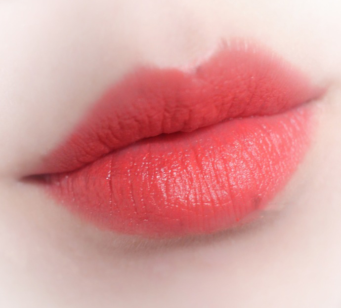 丝绒雾面哑光口红悦诗风吟,平价口红夏天悦诗风吟