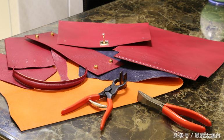 男子自制奢侈品送老婆,男子自制大牌送媳妇