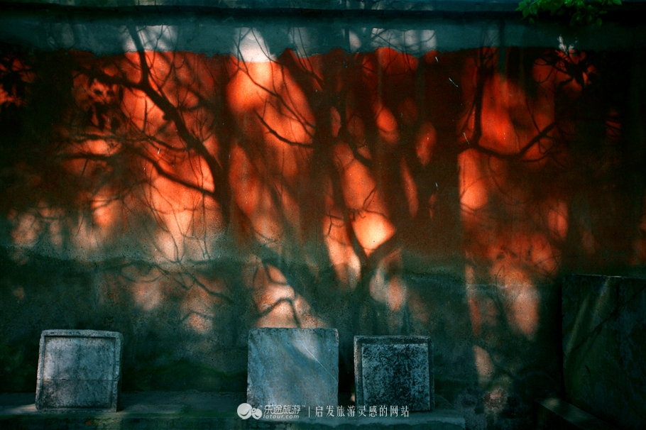 襄王府绿石影壁对联,襄阳王府绿影壁线上预定门票