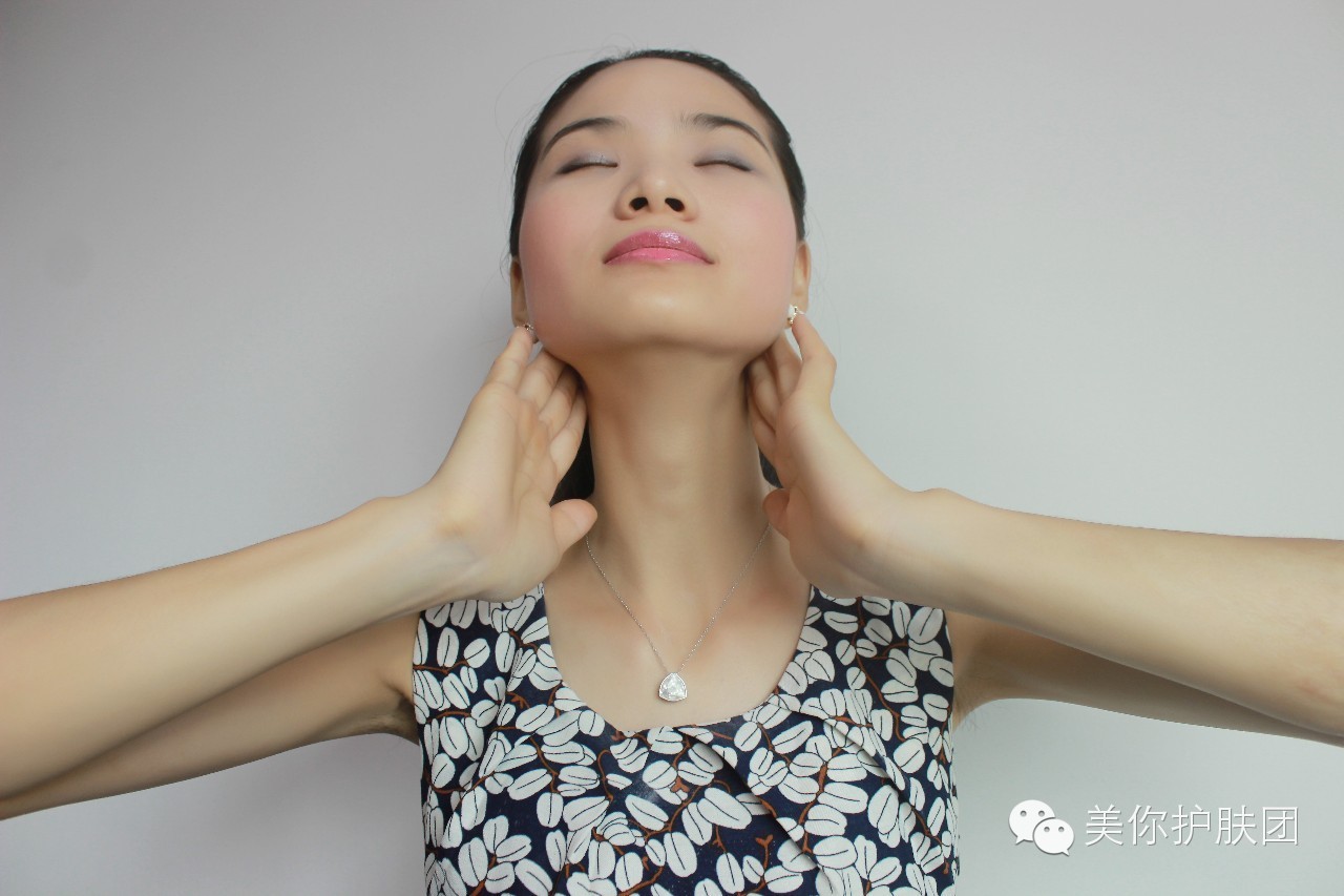 体内严重上火长痘怎么去,拒绝熬夜恢复新陈代谢