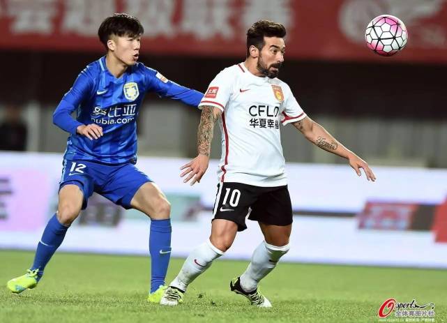 99年的他已经在中超崭露头角,80后的你还打游戏呢?