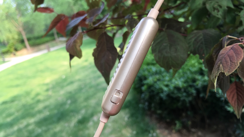 低音效果耳机,自带低音效果的耳机