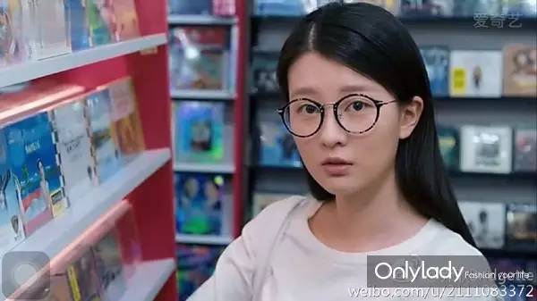 关关早睡早起,关关睡不醒变身