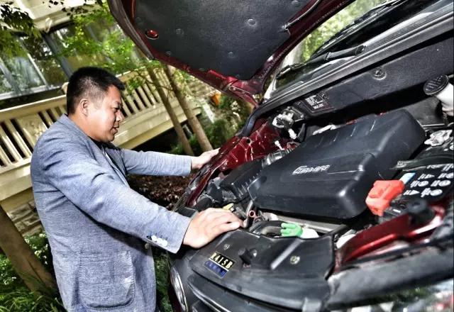 东风风光370真实试驾,东风风光370标志