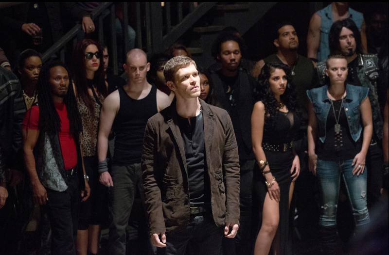 行尸走肉第一集完整恐怖片,行尸走肉美剧实力排行