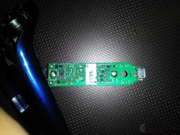 飞利浦1150x剃须刀怎样更换电池,飞利浦剃须刀s5050电池拆解视频