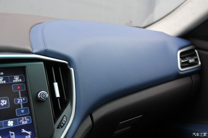 女车主提车兰博基尼,美女提车玛莎拉蒂