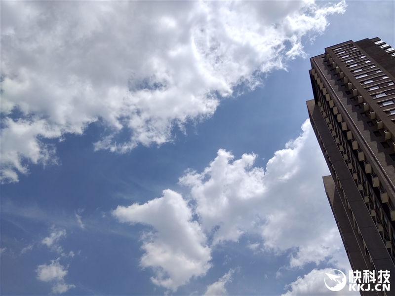 6.44寸黄金大屏！小米Max深度评测：续航惊人