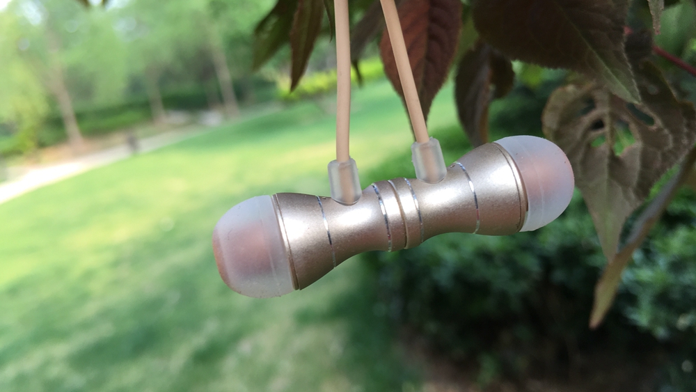 低音效果耳机,自带低音效果的耳机