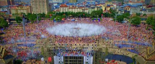 每个职业旅行者都想当旅行界的papi酱，然而。。。