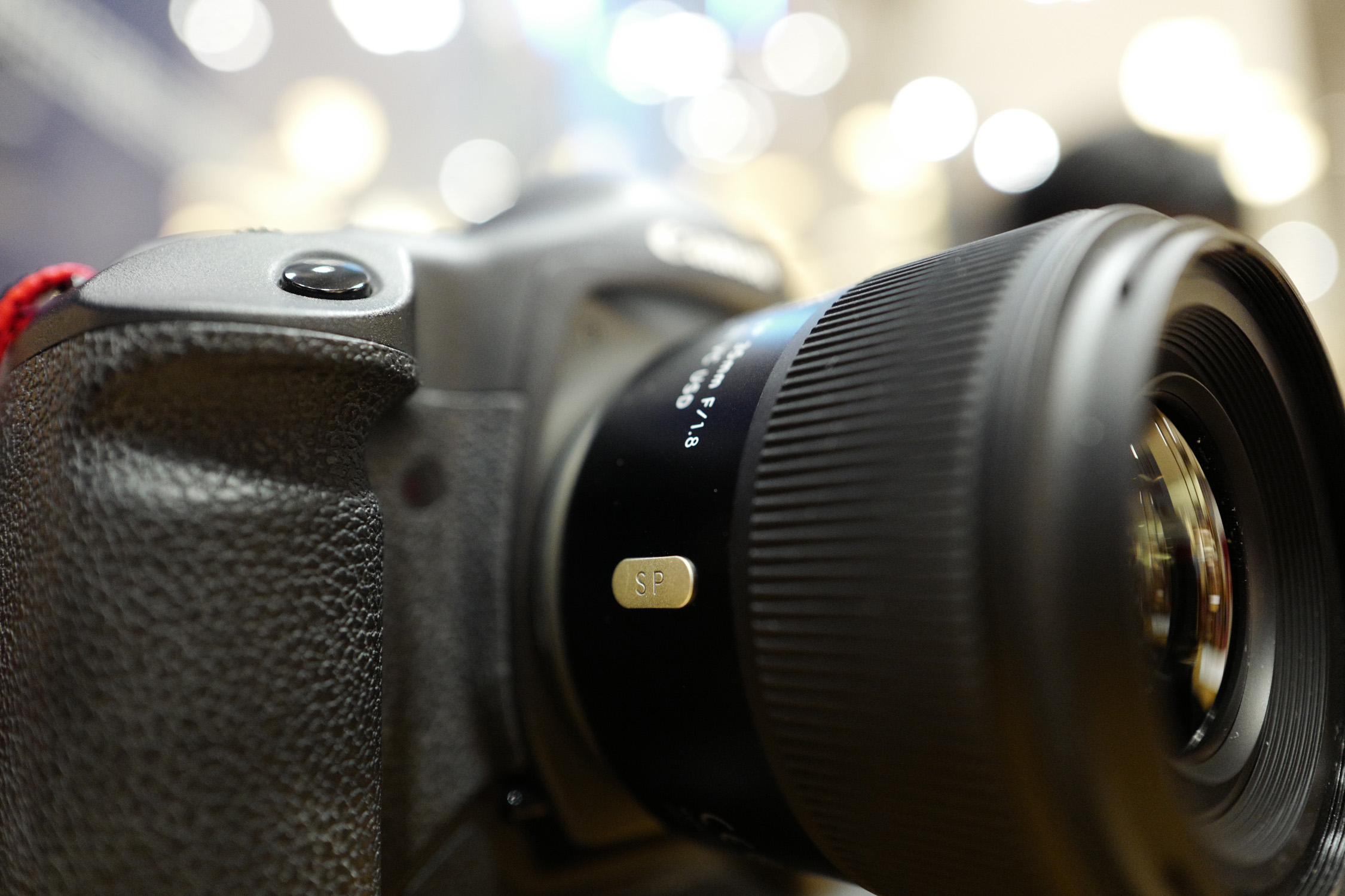 腾龙将要出的新镜头会是什么规格 (腾龙新旧镜头对比)