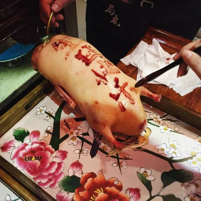 吃货探店烤鸭,吃货北京全聚德烤鸭