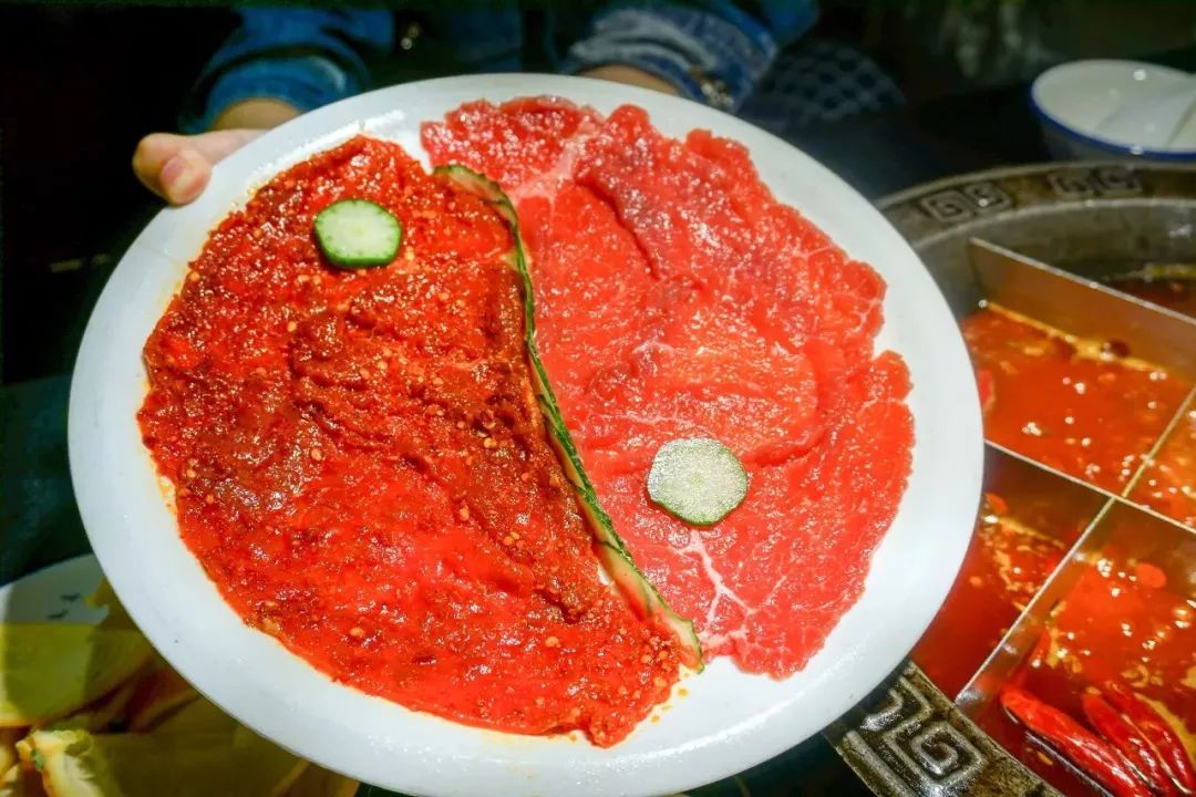 重庆火锅前十强十大必点菜,冬天重庆南山火锅推荐