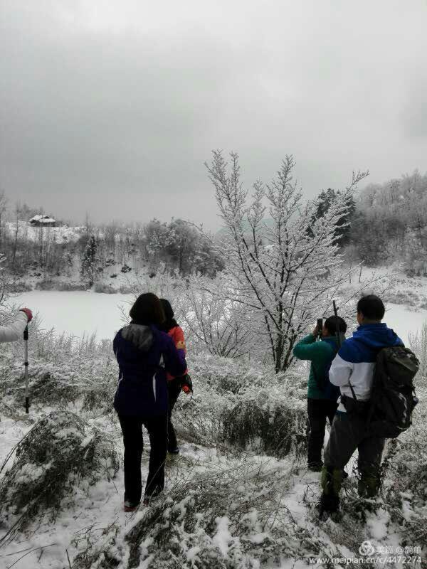 长白山雾凇天池,天池雪霁