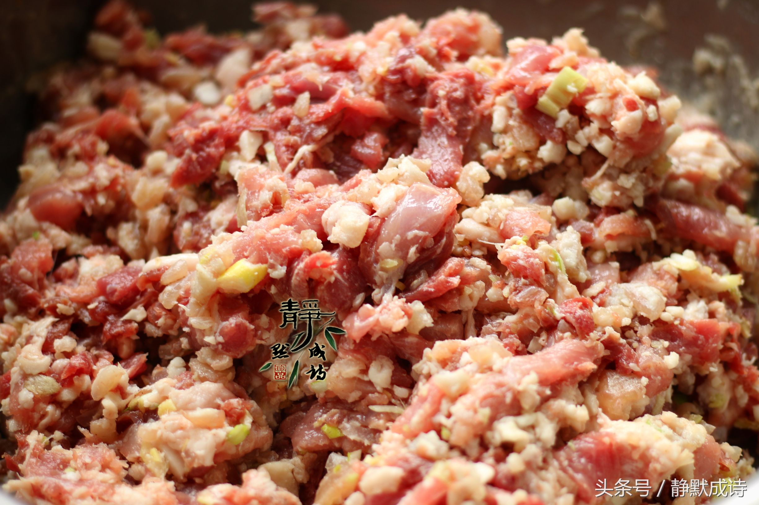 年关将至，我的家乡都会灌这种肠，吃过的人走到天涯也忘不了