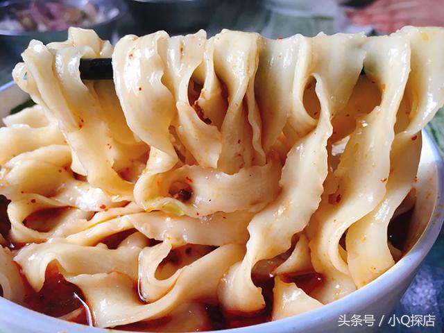有名的鸡肉刀削面,鸡汤刀削面最正宗