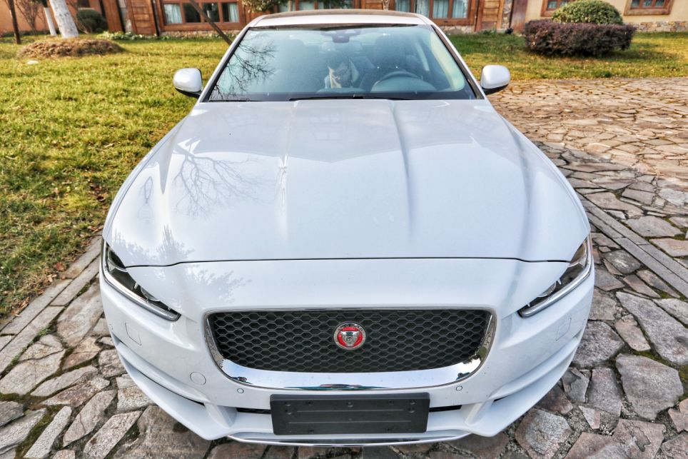 第一视角试驾新款捷豹xel,捷豹xel试驾第一视角低配版