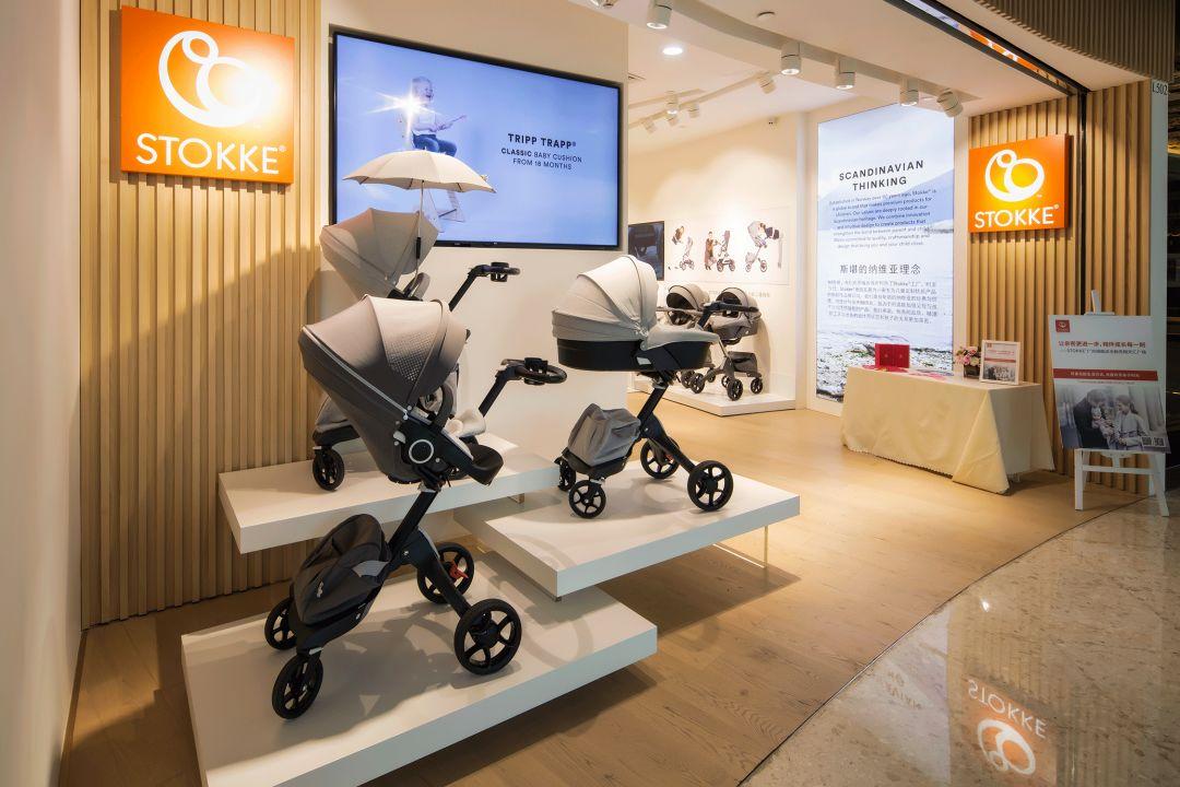 2018别养蛙了！身边的人都变潮爸潮妈了，我可能是个假的90后……